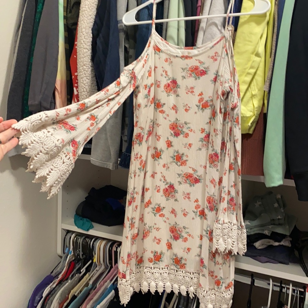 Floral boho dress.